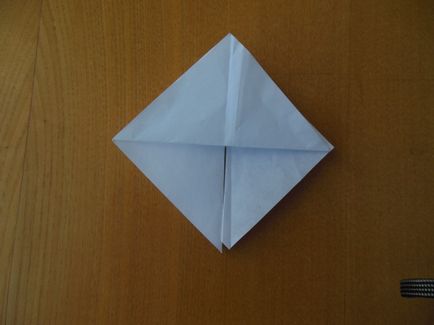 Kurochka »hârtie pliabilă, folosind metoda origami