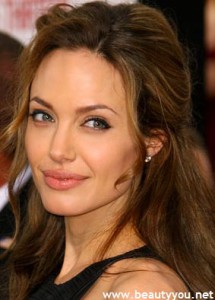 Make-up Angelina Jolie, frumosule