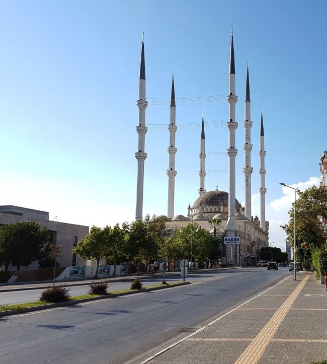 Mersin - egy város Törökországban értékelések, fotók és leírás a központban