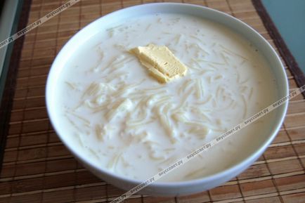 Молочний суп з локшиною покроковий рецепт з фото