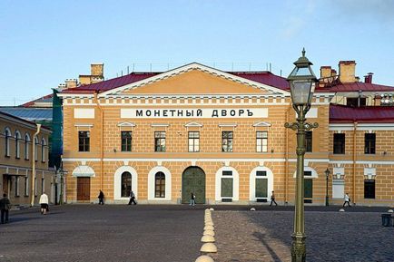 A múzeum „Submarine” St. Petersburg, cím, nyitvatartási idő