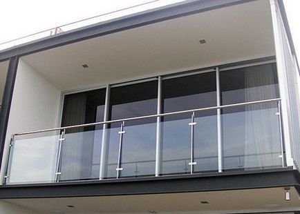 Огородження (поручні) для балконів вибір і монтаж