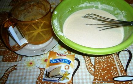 Palacsinta tej nélkül szóda a recept, előkészíti a buja, anélkül, hogy a sütőpor és az élesztő, hogy