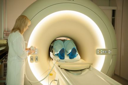 Departamentul de Rezonanță magnetică Tomografie computerizată - Diagnosticare radiații - Activități -