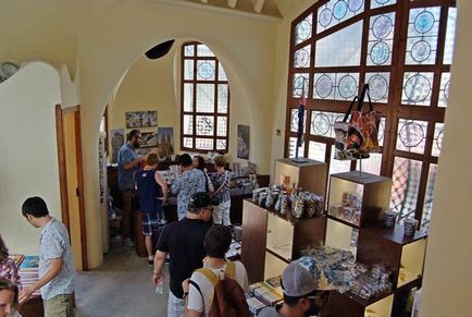 Park Güell, Barcelona hogyan juthatunk el oda, a helyét a térképen, hogy hol vásárolnak jegyet a park útvonalak