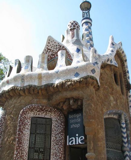 Park Güell, Barcelona hogyan juthatunk el oda, a helyét a térképen, hogy hol vásárolnak jegyet a park útvonalak