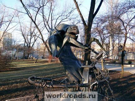 Parcul de cifre forjate în Donetsk, drumurile lumii