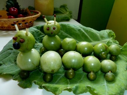 Вироби з природного матеріалу і з помідорів - дитячі вироби з овочів і фруктів (фото)