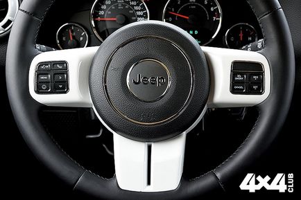 SUV-ul universal este numit ediție limitată x-games jeep wrangler, dar mai des numele său este pur și simplu 