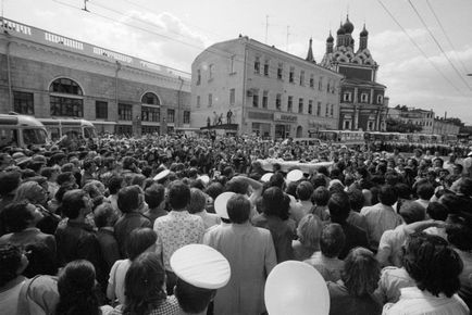 Vom îngropa, ne vom aminti, URSS