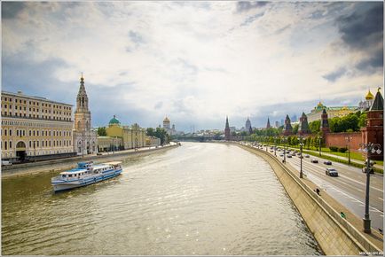 O plimbare în jurul Kremlinului Moscova