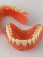 Dintele distrus este sursa infecției