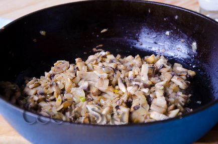 Rolls sertés gombával - lépésről lépésre recept fotókkal, húsételek