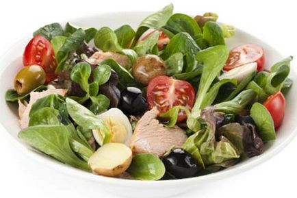 Salata este ușoară, gustoasă, sănătoasă