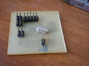 Colectăm o placă universal de testare-depanare pe un microcontroler