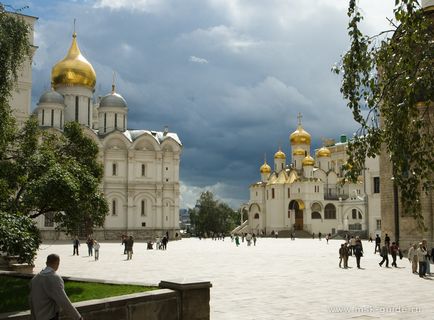 Piața Catedralei din Kremlinul Moscovei 1