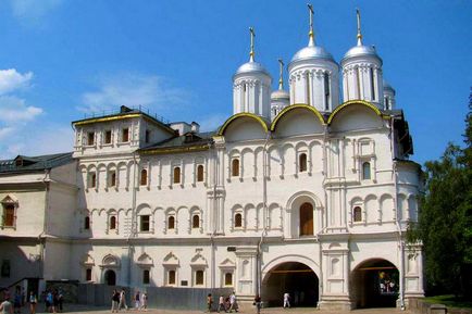 Piața Catedralei din Kremlinul de la Moscova