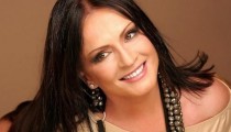 Sofia Rotaru după operație învață să meargă din nou