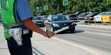 Interpretarea visului polițistului de trafic care arată polițistul de trafic într-un vis