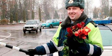 Interpretarea visului polițistului de trafic care arată polițistul de trafic într-un vis