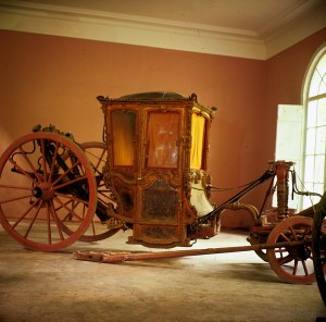 Transportul medieval de la vagon la căruța de drum