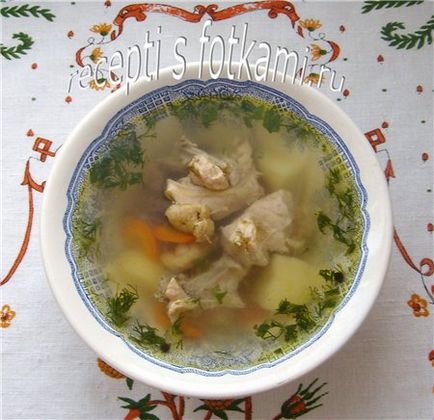 Суп на курячому бульйоні з домашньої курки - покроковий рецепт з фото