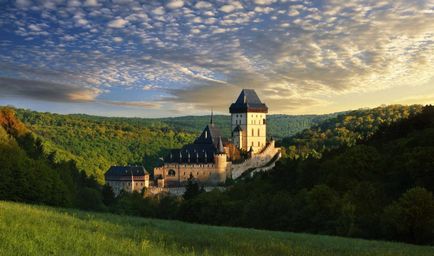 Nunta în castelul Karlštejn