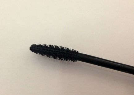 Mascara Vivienne clogs - efectul genelor false - recenzii ale produselor cosmetice