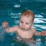 Hatása úszás a gyermek fejlődésére - orvosával Aibolit
