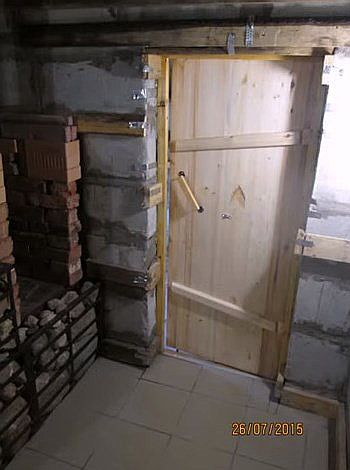 Finisarea internă a unei băi de blocuri de spumă