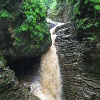 водоспади Руфабго