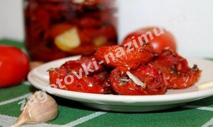 В'ялені помідори в духовці - рецепт з фото