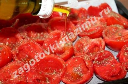 В'ялені помідори в духовці - рецепт з фото