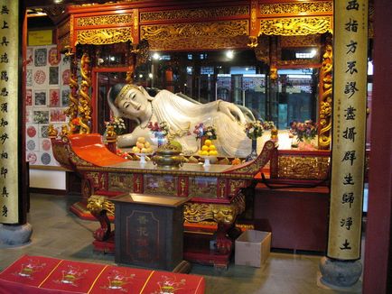 Храм нефритового будди в Шанхаї, шанхай