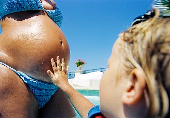 Вагітність влітку, особливо літньої вагітності, як перенести вагітність влітку