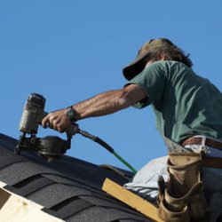 Cum să acoperiți acoperișul unui portal de construcții de case de țară - instrucțiuni pentru construcție și reparații