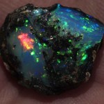 Black Opal și proprietățile sale magice și vindecătoare, foto
