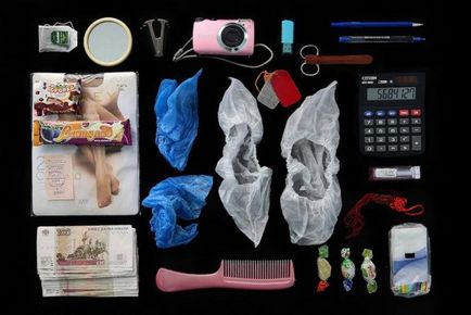 Що знаходиться в жіночих сумках (17 фото) - Трініксі