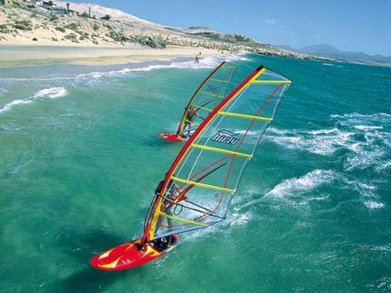 Ce este windsurfingul și unde să-l înveți