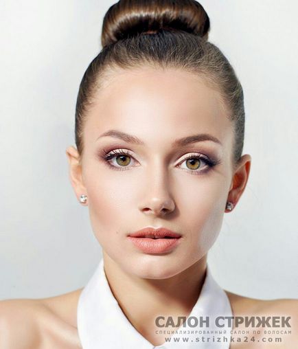Day make-up az utastérben ár Jekatyerinburgban 650 RUB (nap make-up) Nap smink a szalonban Jekatyerinburg ára 650 rubel