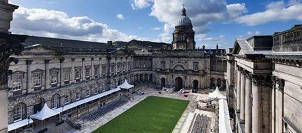 Universitatea Edinburgh facultate, admitere, marturii