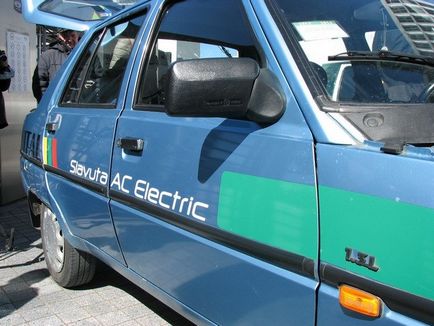 Elektromos autó „Szlavuta”, mint a saját kezét, hogy a gép egy ingyenes üzemanyag