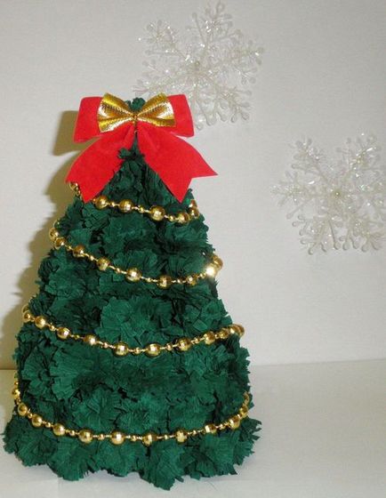 Karácsonyfa hullámpapírból kezeddel mesterkurzusokat lépésről lépésre fotók, videók