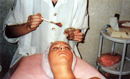 Етапи очищення шкіри в косметологічному салоні лікуємо акне з