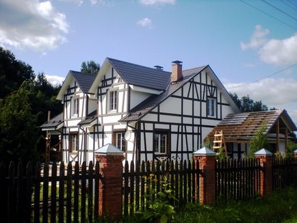 Fațada casei în stilul Provence, Art Nouveau, Țară, Cabana Fachwerk