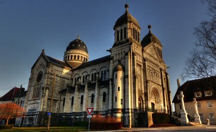 Orașul francez Besancon (regiunea franche-comte)