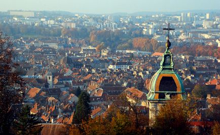 Orașul francez Besancon (regiunea franche-comte)