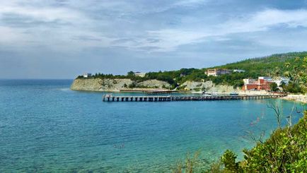 Блакитна бухта - кращі пляжі в Геленджікском районі