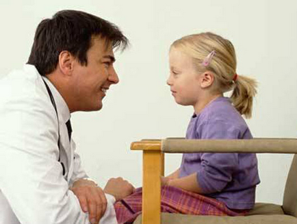 Sérv gyermekek típusú, tünetek, okok, kezelés
