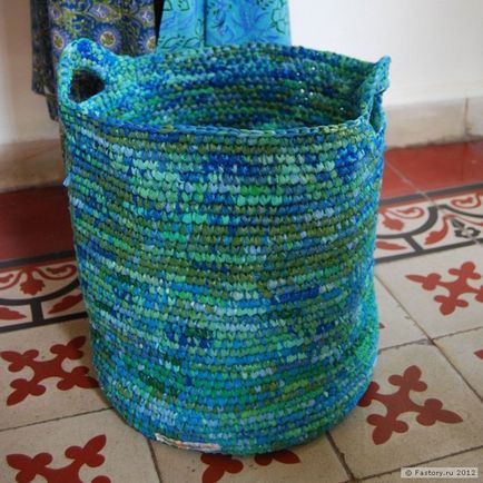 Idei de lucruri lucrate manual din saci de plastic pentru decorarea interiorului cu propriile mâini